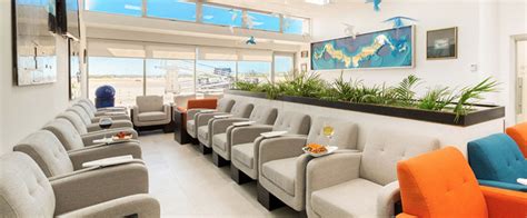 turks and caicos airport lounge